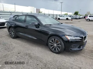 2021 Volvo S60 Momentum with VIN 7JR102FK0MG080908, listed as a Copart auction lot 60000434 with 50,684 mi miles and Non Repairable. Bid and sale history available at carsss.com. Image 4.