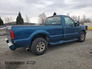 2000 Ford Super Duty F-250 XL with VIN 1FTNF20F5YEA22157, listed as a Copart auction lot 45497565 with 209,022 mi miles and Salvage Title. Bid and sale history available at carsss.com. Image 3.