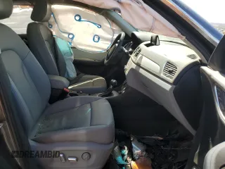 2018 Audi Q3 Premium Plus z VIN WA1JCCFS6JR007404, wystawiony jako Copart lot #45345785 z przebiegiem Nie podano mil oraz Szkoda całkowita • Salvage title. Historia ofert i sprzedaży dostępna na DreamBid. Obrazek 7.