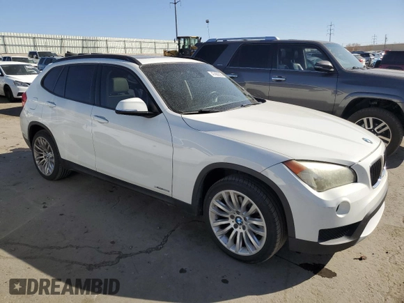 2014 BMW X1 xDrive28i with VIN WBAVL1C57EVR92896, listed as a Copart auction lot 47459295 with 140,935 mi miles and Clean Title. Bid and sale history available at carsss.com. Image 4.