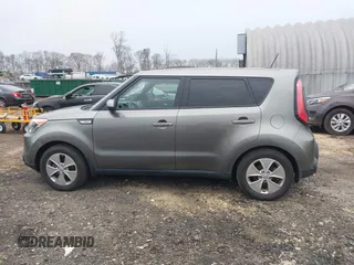 2015 Kia Soul with VIN KNDJN2A2XF7160582, listed as a IAAI auction lot 42040569 with 47,986 mi miles and . Bid and sale history available at DreamBid. Image 14.