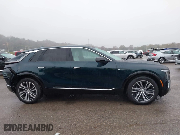 2024 Cadillac LYRIQ Luxury z VIN 1GYKPPRL5RZ129185, wystawiony jako IAAI lot #40825414 z przebiegiem 621 mil mil oraz . Historia ofert i sprzedaży dostępna na DreamBid. Obrazek 13.