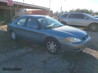 2006 Ford Taurus SEL with VIN 1FAFP56U56A239646, listed as a IAAI auction lot 41282456 with 82,500 mi miles. Bid and sale history available at carsss.com. Image 1.