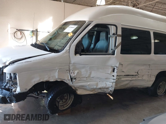 2011 Ford Econoline Cargo Commercial with VIN 1FTNS1EW0BDA60746, listed as a IAAI auction lot 41346661 with 117,363 mi miles. Bid and sale history available at carsss.com. Image 6.