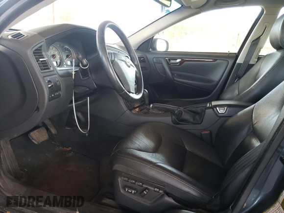 2008 Volvo S60 2.5T with VIN YV1RS592482684015, listed as a Copart auction lot 65838843 with 97,823 mi miles and Clean Title. Bid and sale history available at carsss.com. Image 7.