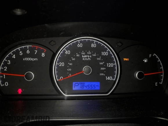 2010 Hyundai Elantra GLS z VIN KMHDU4AD6AU879430, wystawiony jako Copart lot #58046025 z przebiegiem 184 555 mil mil oraz Czysty tytuł • Clean title. Historia ofert i sprzedaży dostępna na DreamBid. Obrazek 9.
