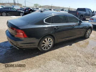 2017 Volvo S90 Momentum with VIN YV1A22MK8H1004500, listed as a Copart auction lot 49514025 with 85,847 mi miles and Clean Title. Bid and sale history available at carsss.com. Image 3.