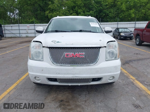 2011 GMC Yukon XL Denali z VIN 1GKS2MEF2BR190877, wystawiony jako IAAI lot #42364202 z przebiegiem 160 063 mil mil oraz . Historia ofert i sprzedaży dostępna na DreamBid. Obrazek 12.
