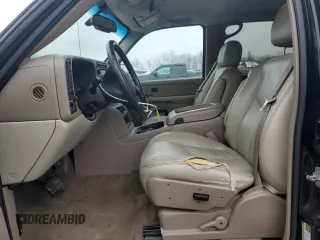2005 GMC Yukon XL SLT with VIN 3GKFK16Z75G227760, listed as a Copart auction lot 44544015 with 204,858 mi miles and Salvage Title. Bid and sale history available at carsss.com. Image 7.