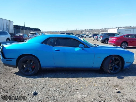 2015 Dodge Challenger R/T with VIN 2C3CDZAT8FH924371, listed as a IAAI auction lot 41870700 with 105,419 mi miles. Bid and sale history available at carsss.com. Image 12.