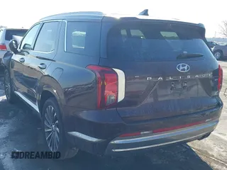 2023 Hyundai Palisade Calligraphy z VIN KM8R7DGE8PU534745, wystawiony jako IAAI lot #41387513 z przebiegiem 36 036 mil mil oraz . Historia ofert i sprzedaży dostępna na DreamBid. Obrazek 3.