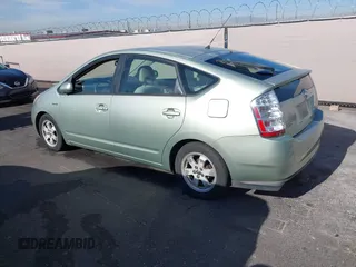 2006 Toyota Prius with VIN JTDKB20U863162130, listed as a IAAI auction lot 42050280 with 253,450 mi miles. Bid and sale history available at carsss.com. Image 3.