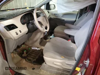 2013 Toyota Sienna L с VIN 5TDZK3DCXDS282433, выставлен на аукционе Copart как лот 49527945 с пробегом 197 583 миль миль и Списание • Salvage title. История ставок и продаж доступна на DreamBid. Изображение 7.