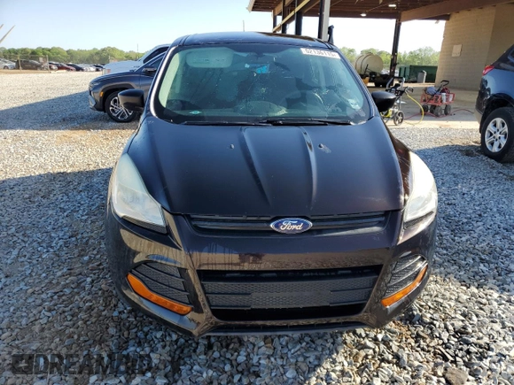 2013 Ford Escape S with VIN 1FMCU0F77DUC51887, listed as a Copart auction lot 52136115 with 89,182 mi miles and Salvage Title. Bid and sale history available at carsss.com. Image 5.