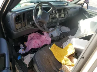 2002 Chevrolet Silverado 1500 LS with VIN 2GCEK19V921275846, listed as a Copart auction lot 85632694 with 204,150 mi miles and Salvage Title. Bid and sale history available at carsss.com. Image 8.