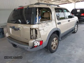 2006 Ford Explorer XLT with VIN 1FMEU63E56UA28913, listed as a IAAI auction lot 42571206 with 156,020 mi miles and . Bid and sale history available at DreamBid. Image 4.