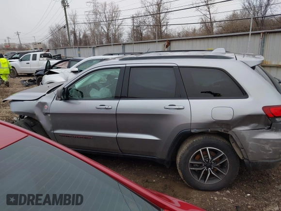 2021 Jeep Grand Cherokee Trailhawk with VIN 1C4RJFLG2MC579884, listed as a IAAI auction lot 41526769 with 115,461 mi miles. Bid and sale history available at carsss.com. Image 15.