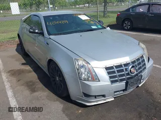 2014 Cadillac CTS z VIN 1G6DA1E32E0163864, wystawiony jako IAAI lot #42144299 z przebiegiem 139 957 mil mil oraz . Historia ofert i sprzedaży dostępna na DreamBid. Obrazek 1.