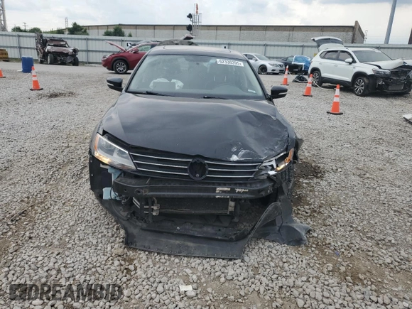 2015 Volkswagen Jetta SE with VIN 3VWD17AJXFM325546, listed as a Copart auction lot 62330395 with 119,727 mi miles and Salvage title. Bid and sale history available at DreamBid. Image 5.