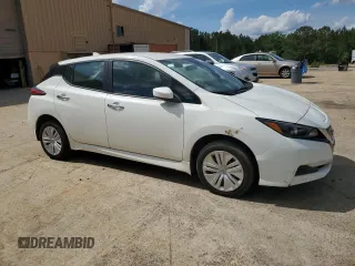 2018 Nissan LEAF SV with VIN 1N4AZ1CP9JC302563, listed as a Copart auction lot 56521215 with 104,124 mi miles and Clean title. Bid and sale history available at DreamBid. Image 4.