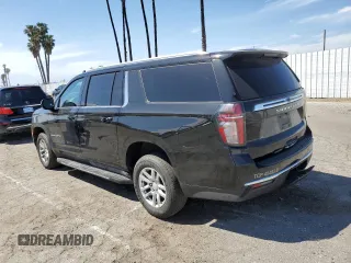 2023 Chevrolet Suburban LS z VIN 1GNSKBKD0PR129979, wystawiony jako Copart lot #53000485 z przebiegiem 68 896 mil mil oraz Czysty tytuł • Clean title. Historia ofert i sprzedaży dostępna na DreamBid. Obrazek 2.