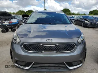 2017 Kia Niro Touring Launch Edition with VIN KNDCC3LC2H5037562, listed as a Copart auction lot 60726424 with 148,023 mi miles and Clean Title. Bid and sale history available at carsss.com. Image 5.