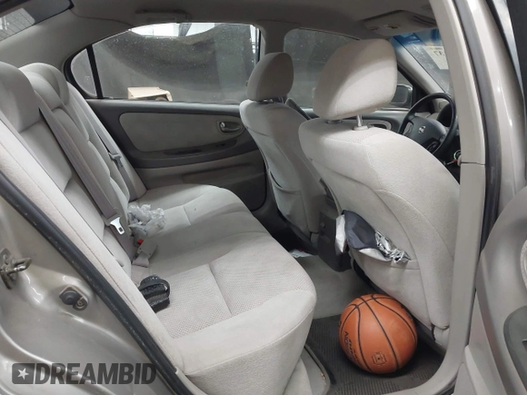 2002 Nissan Maxima GLE with VIN JN1DA31D32T422365, listed as a IAAI auction lot 41644137 with 165,157 mi miles and . Bid and sale history available at DreamBid. Image 8.