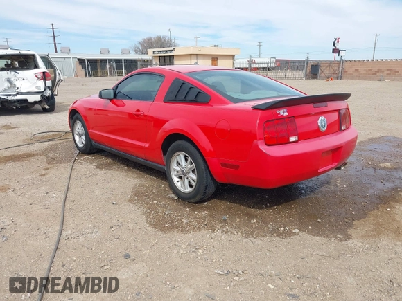 2007 Ford Mustang Deluxe with VIN 1ZVFT80N775357102, listed as a IAAI auction lot 41808731 with 143,661 mi miles. Bid and sale history available at carsss.com. Image 3.