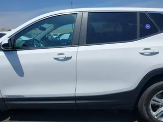 2022 GMC Terrain SLE z VIN 3GKALMEV9NL303574, wystawiony jako IAAI lot #42119244 z przebiegiem 28 559 mil mil oraz . Historia ofert i sprzedaży dostępna na DreamBid. Obrazek 14.