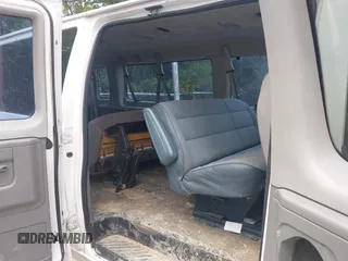 2008 Ford Econoline Passenger XL with VIN 1FBSS31L28DA91262, listed as a IAAI auction lot 42563033 with 191,590 mi miles and . Bid and sale history available at DreamBid. Image 8.