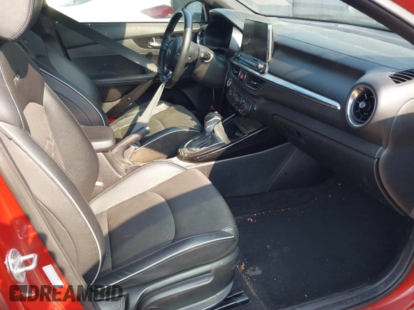 2021 Kia Forte GT-Line с VIN 3KPF34AD5ME400322, выставлен на аукционе IAAI как лот 42424425 с пробегом 114 654 миль миль и . История ставок и продаж доступна на DreamBid. Изображение 5.