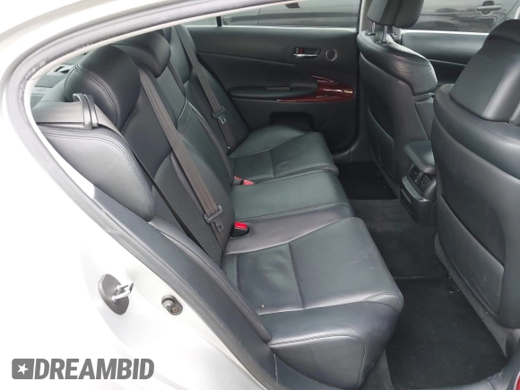 2006 Lexus GS 300 with VIN JTHBH96S965036259, listed as a IAAI auction lot 41841568 with 132,613 mi miles and . Bid and sale history available at carsss.com. Image 8.