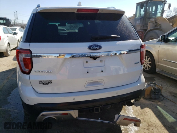 2016 Ford Explorer Limited z VIN 1FM5K8FH7GGD11109, wystawiony jako Copart lot #46257504 z przebiegiem 32 893 mil mil oraz Szkoda całkowita • Salvage title. Historia ofert i sprzedaży dostępna na DreamBid. Obrazek 6.
