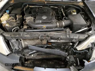 2011 Nissan Pathfinder Silver z VIN 5N1AR1NB2BC600610, wystawiony jako Copart lot #54733595 z przebiegiem 281 578 mil mil oraz Nie do naprawy • Non repairable. Historia ofert i sprzedaży dostępna na DreamBid. Obrazek 12.