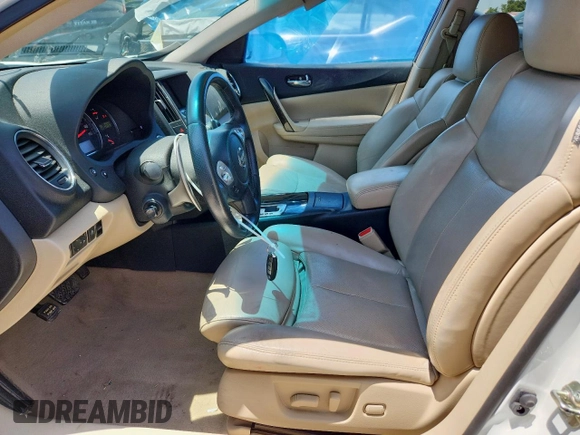 2014 Nissan Maxima SV with VIN 1N4AA5AP9EC913958, listed as a Copart auction lot 63488095 with 94,242 mi miles and Clean title. Bid and sale history available at DreamBid. Image 7.