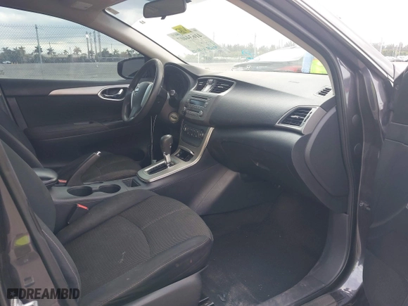 2014 Nissan Sentra SR with VIN 3N1AB7AP0EY327405, listed as a IAAI auction lot 41634407 with 139,637 mi miles. Bid and sale history available at carsss.com. Image 5.