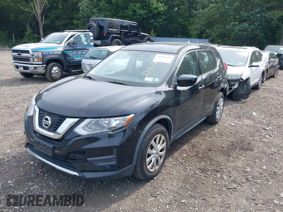 2017 Nissan Rogue S with VIN JN8AT2MV8HW253304, listed as a IAAI auction lot 39701351 with 63,887 mi miles. Bid and sale history available at carsss.com. Image 2.