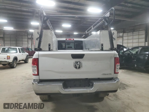 2019 Ram 2500 Tradesman with VIN 3C6UR5HJ2KG633607, listed as a Copart auction lot 79830924 with 123,559 mi miles and Salvage title. Bid and sale history available at DreamBid. Image 6.