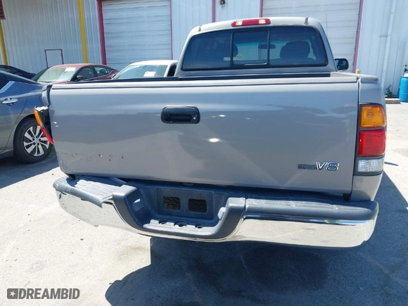 2001 Toyota Tundra Ltd with VIN 5TBRT38131S126759, listed as a IAAI auction lot 41911493 with 158,935 mi miles. Bid and sale history available at carsss.com. Image 17.