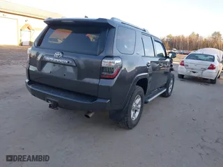 2017 Toyota 4Runner SR5 with VIN JTEBU5JR2H5415869, listed as a IAAI auction lot 40962324 with 104,143 mi miles. Bid and sale history available at carsss.com. Image 4.