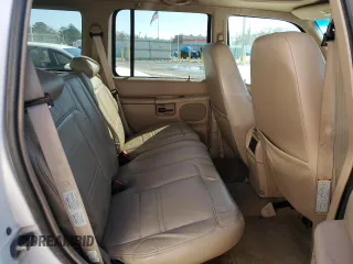 1999 Ford Explorer XLT z VIN 1FMZU32E8XUA72715, wystawiony jako Copart lot #41881985 z przebiegiem 242 982 mil mil oraz Szkoda całkowita • Salvage title. Historia ofert i sprzedaży dostępna na DreamBid. Obrazek 11.