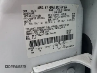 2016 Ford F-250 XL z VIN 1FT7W2A61GEC04430, wystawiony jako Copart lot #52383415 z przebiegiem 136 451 mil mil oraz Szkoda całkowita • Salvage title. Historia ofert i sprzedaży dostępna na DreamBid. Obrazek 13.