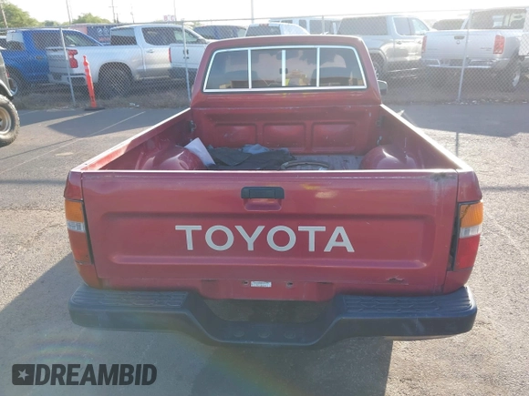 1993 Toyota Pickup DX z VIN JT4RN81P1P5162011, wystawiony jako IAAI lot #41721589 z przebiegiem 207 489 mil mil oraz . Historia ofert i sprzedaży dostępna na DreamBid. Obrazek 16.