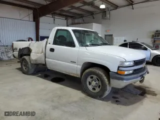 2001 Chevrolet Silverado 1500 with VIN 1GCEK14VX1E124132, listed as a Copart auction lot 52452695 with 269,850 mi miles and Salvage Title. Bid and sale history available at carsss.com. Image 4.