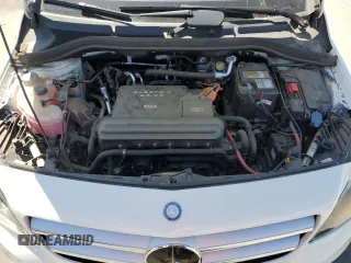 2017 Mercedes-Benz B Electric Drive with VIN WDDVP9ABXHJ015560, listed as a Copart auction lot 69035934 with 32,639 mi miles and Clean Title. Bid and sale history available at carsss.com. Image 11.