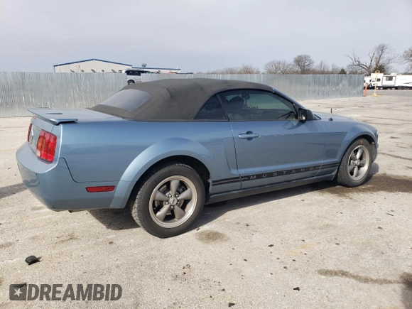 2007 Ford Mustang Deluxe with VIN 1ZVFT84N975336617, listed as a Copart auction lot 48984825 with 86,876 mi miles and Salvage Title. Bid and sale history available at carsss.com. Image 3.