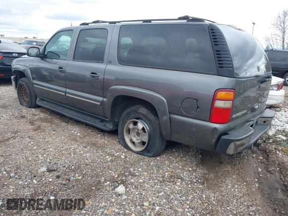 2002 Chevrolet Suburban LS with VIN 3GNEC16Z12G341471, listed as a IAAI auction lot 41458266 with 465,410 mi miles. Bid and sale history available at carsss.com. Image 3.