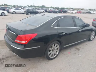 2011 Hyundai Equus Signature z VIN KMHGH4JF1BU038829, wystawiony jako IAAI lot #42308041 z przebiegiem 192 171 mil mil oraz . Historia ofert i sprzedaży dostępna na DreamBid. Obrazek 4.