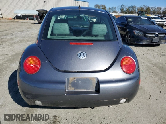2005 Volkswagen New Beetle Coupe GLS with VIN 3VWCK31C45M416720, listed as a Copart auction lot 81740794 with 87,664 mi miles and Clean Title. Bid and sale history available at carsss.com. Image 6.