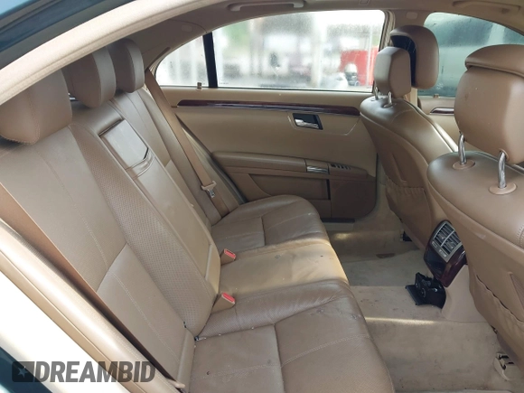 2007 Mercedes-Benz S 550 with VIN WDDNG71X77A090036, listed as a IAAI auction lot 42117580 with 137,160 mi miles and . Bid and sale history available at carsss.com. Image 8.